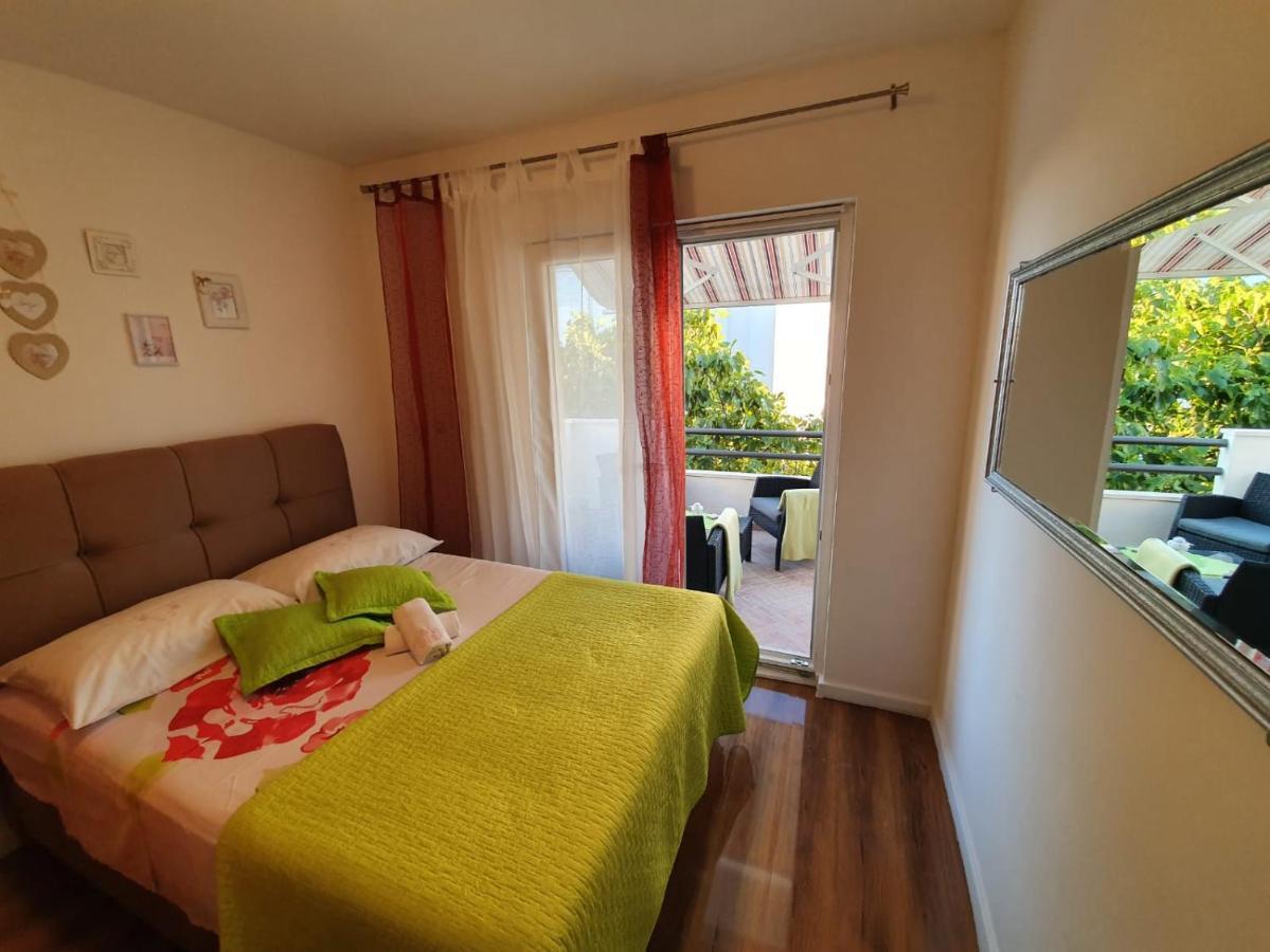 Apartmani Mara Rogoznica Rogoznica  Exteriör bild